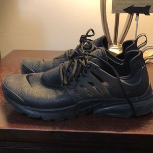 Like New, Nike Prestos